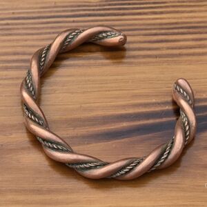 Unisex Twisted Copper Bracelet